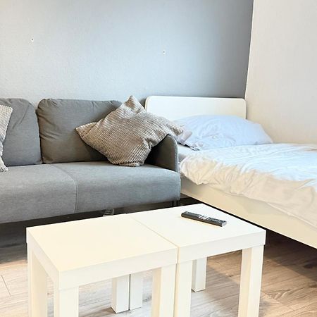 Apartments Im Herzen Von Neumuenster Innenstadt & Hbf Fusslaeufig, Mit Privatparkplatz Екстериор снимка