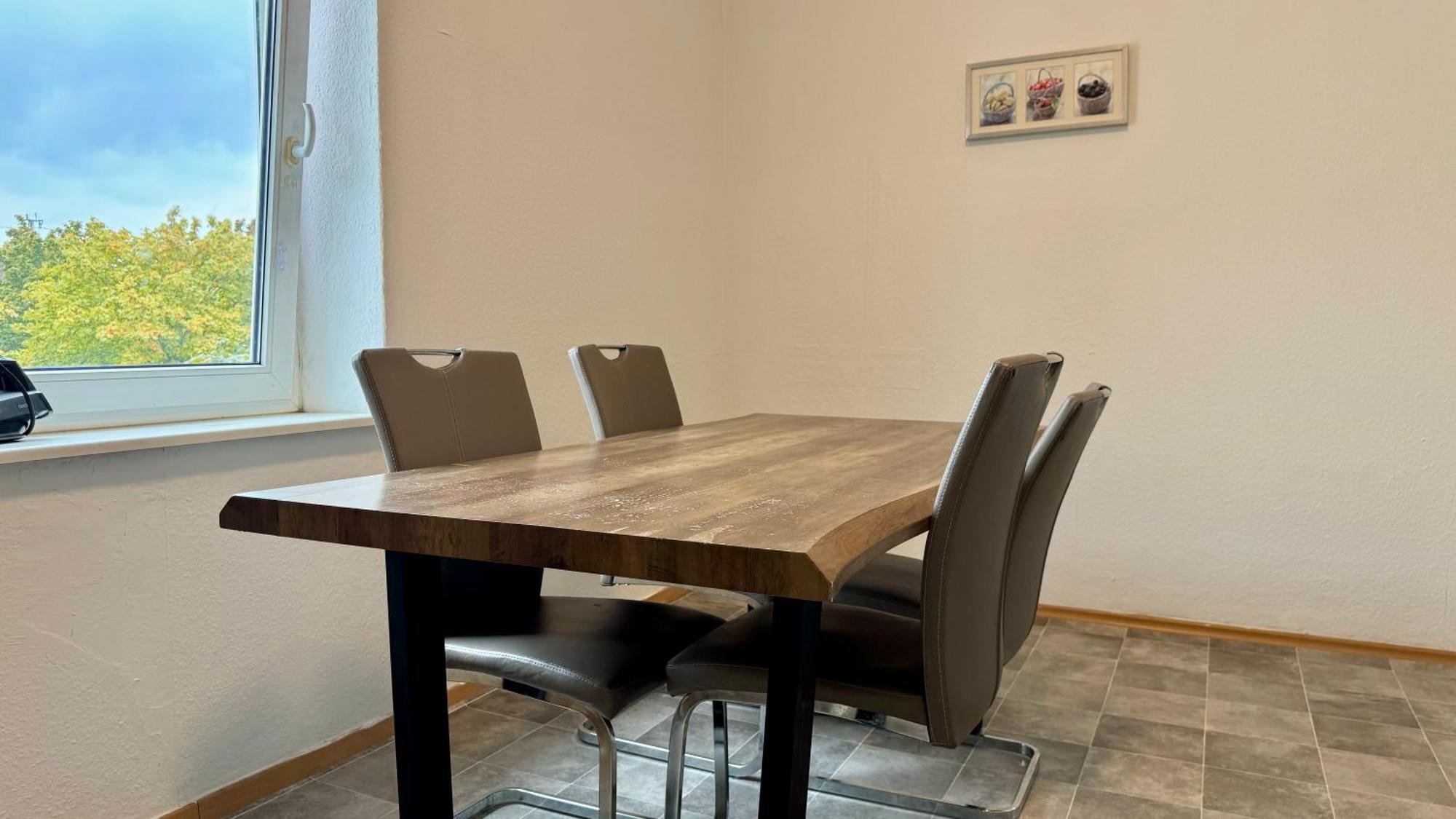 Apartments Im Herzen Von Neumuenster Innenstadt & Hbf Fusslaeufig, Mit Privatparkplatz Екстериор снимка