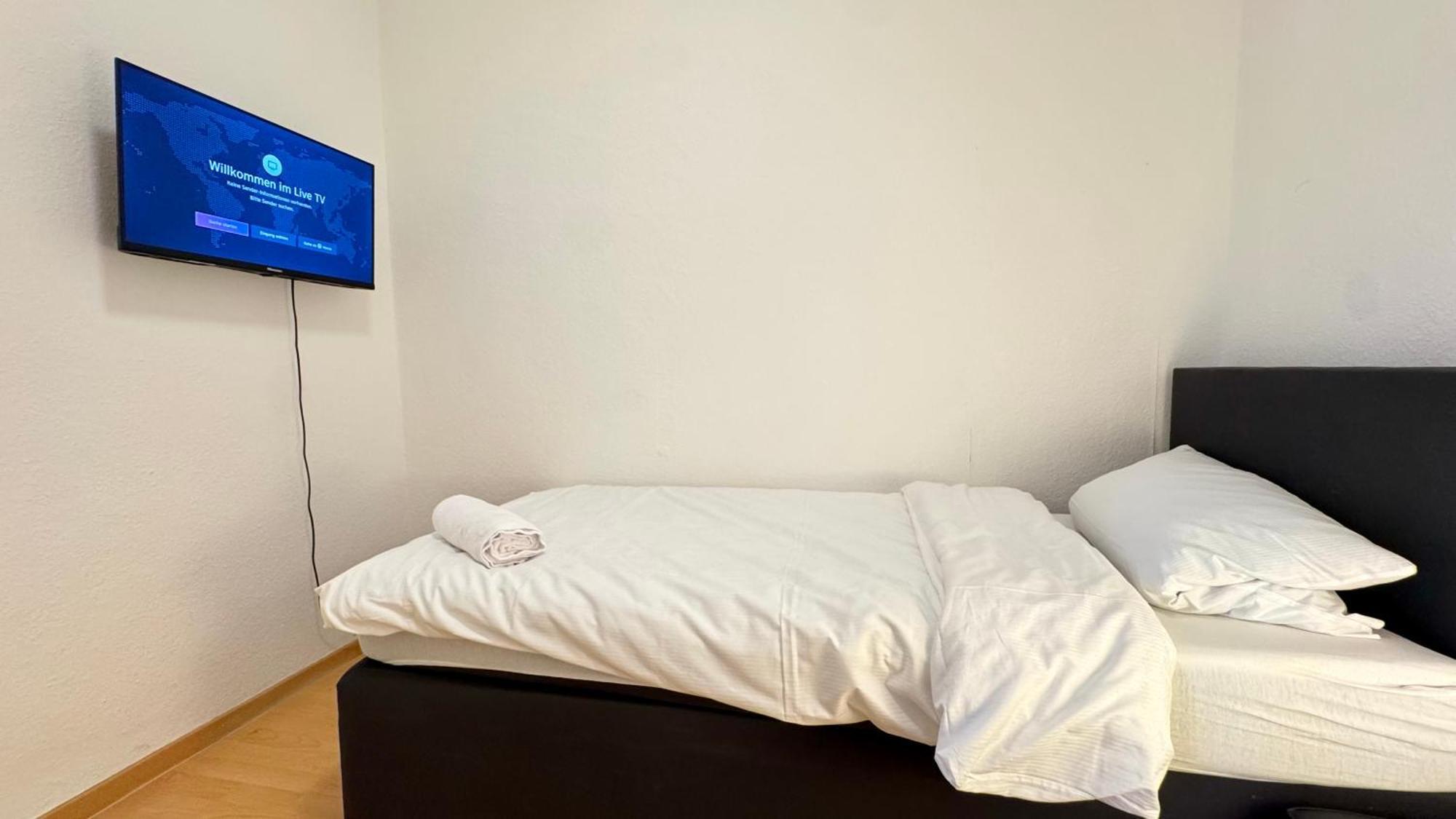 Apartments Im Herzen Von Neumuenster Innenstadt & Hbf Fusslaeufig, Mit Privatparkplatz Екстериор снимка