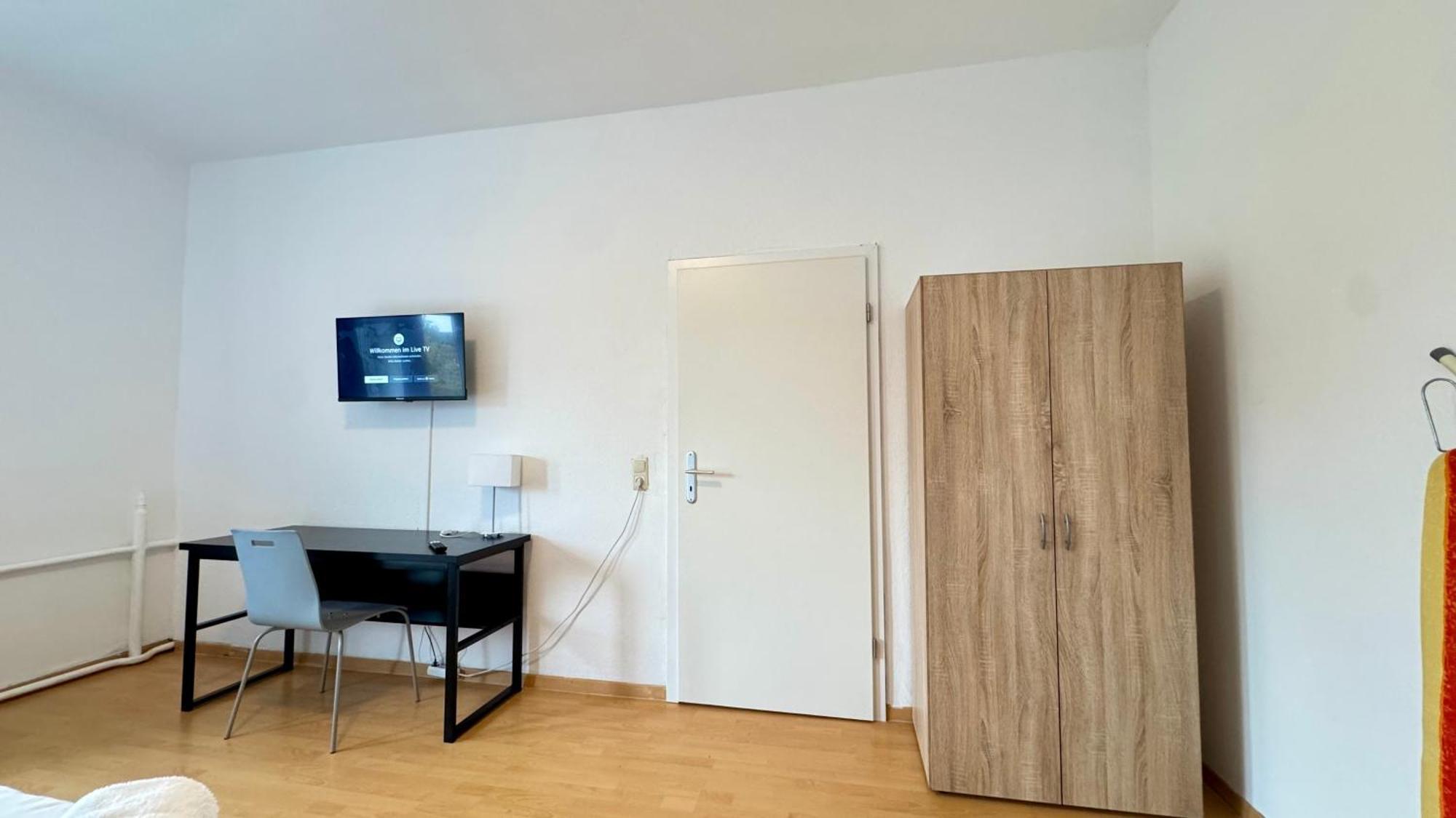 Apartments Im Herzen Von Neumuenster Innenstadt & Hbf Fusslaeufig, Mit Privatparkplatz Екстериор снимка