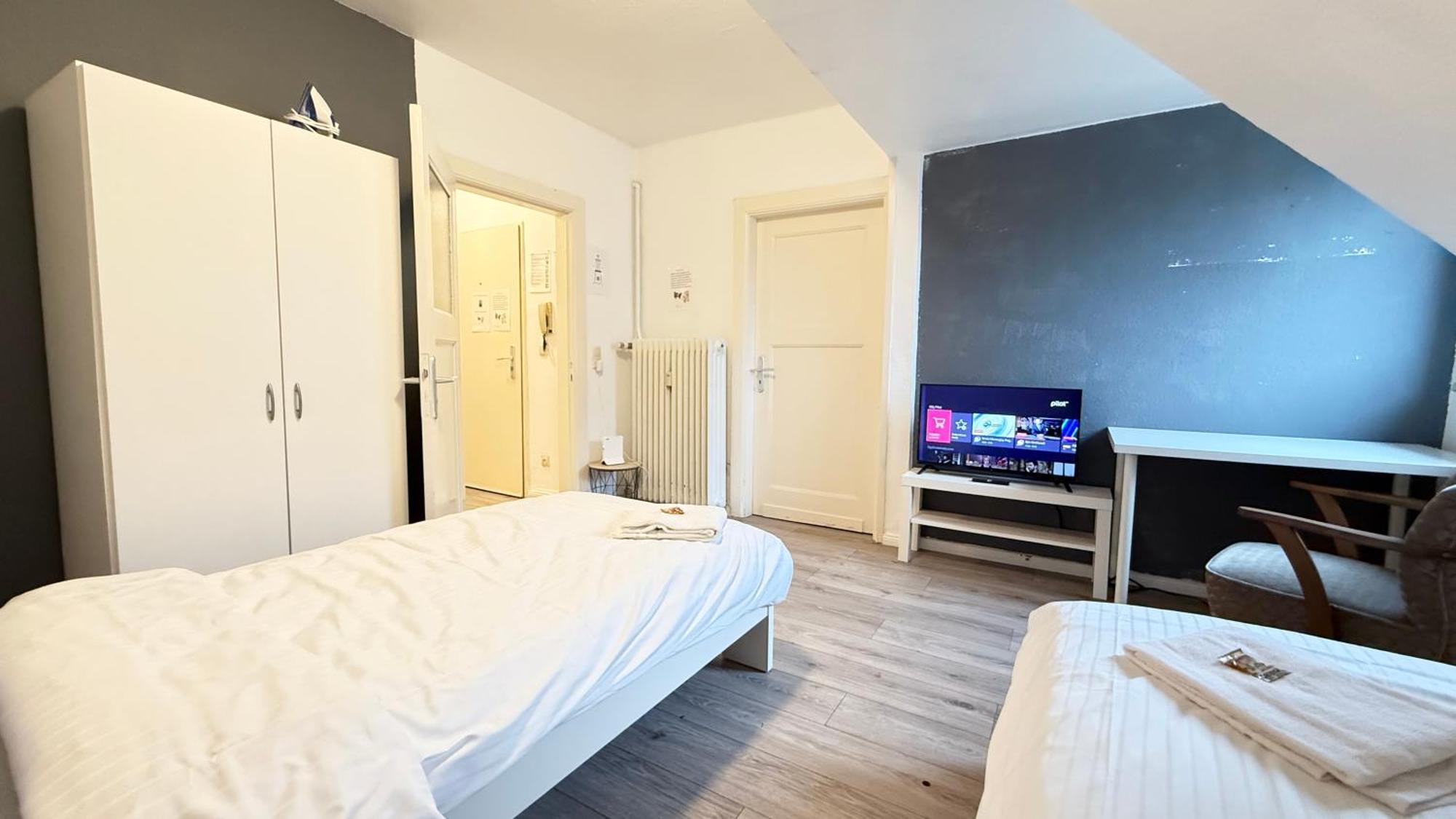 Apartments Im Herzen Von Neumuenster Innenstadt & Hbf Fusslaeufig, Mit Privatparkplatz Екстериор снимка
