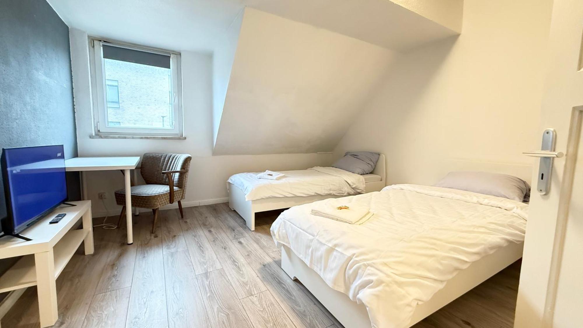 Apartments Im Herzen Von Neumuenster Innenstadt & Hbf Fusslaeufig, Mit Privatparkplatz Екстериор снимка