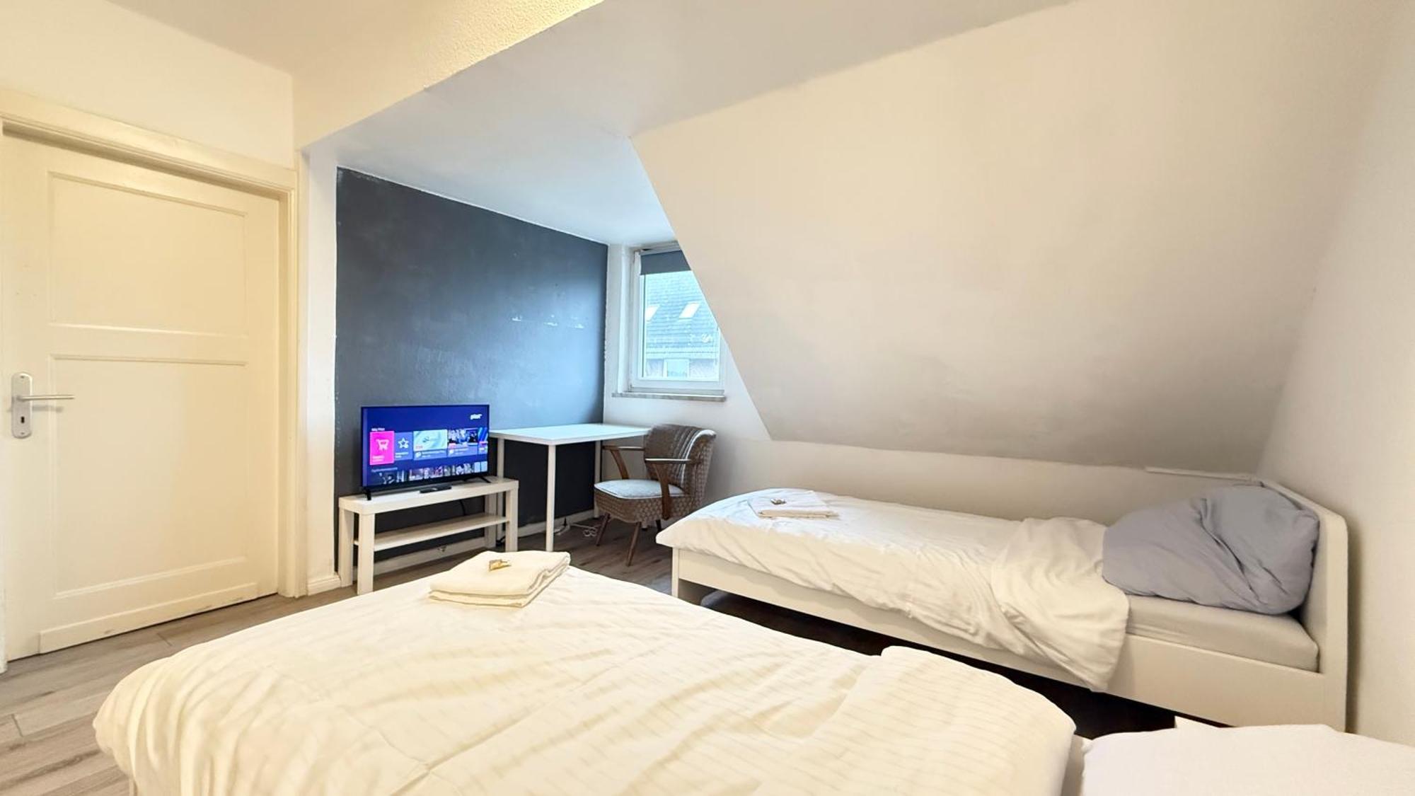 Apartments Im Herzen Von Neumuenster Innenstadt & Hbf Fusslaeufig, Mit Privatparkplatz Екстериор снимка