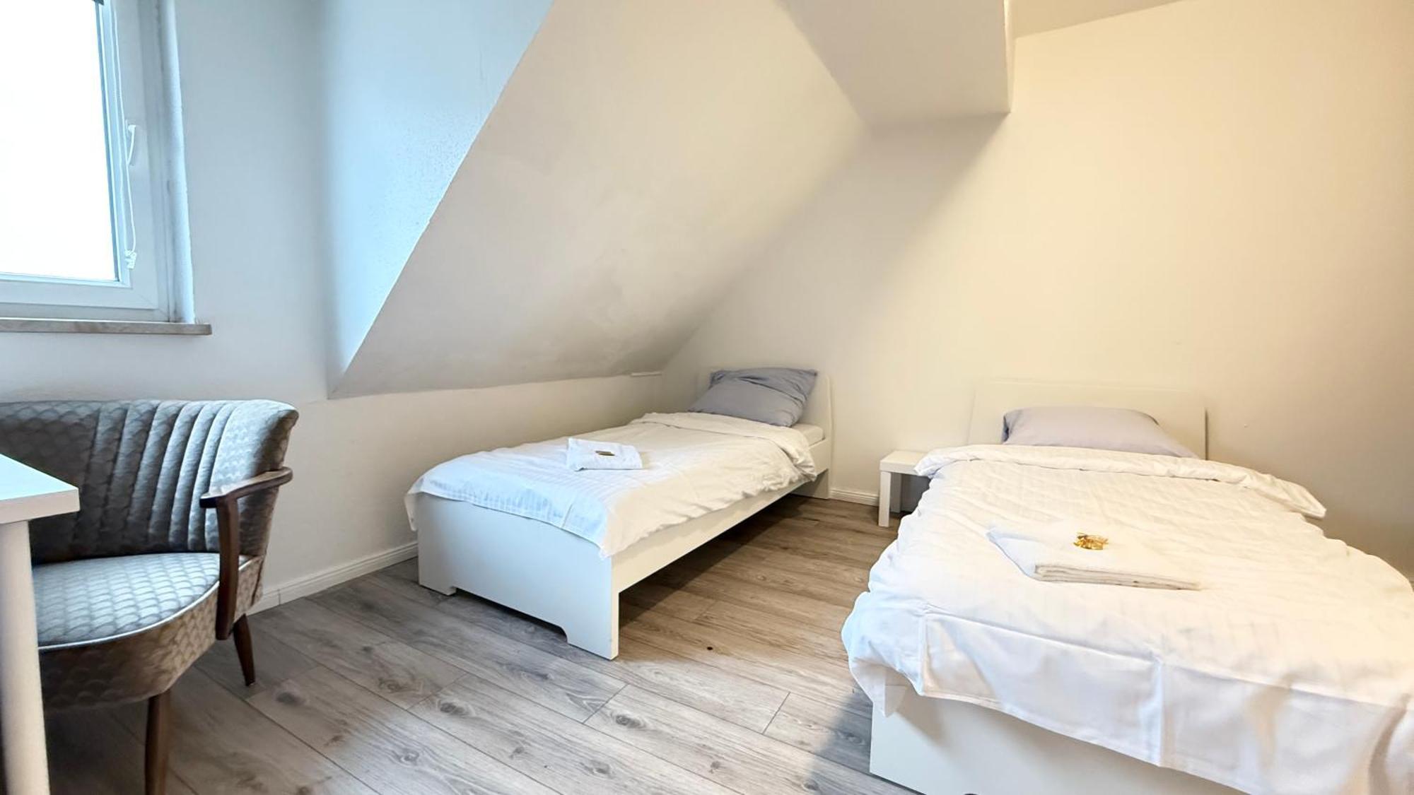 Apartments Im Herzen Von Neumuenster Innenstadt & Hbf Fusslaeufig, Mit Privatparkplatz Екстериор снимка