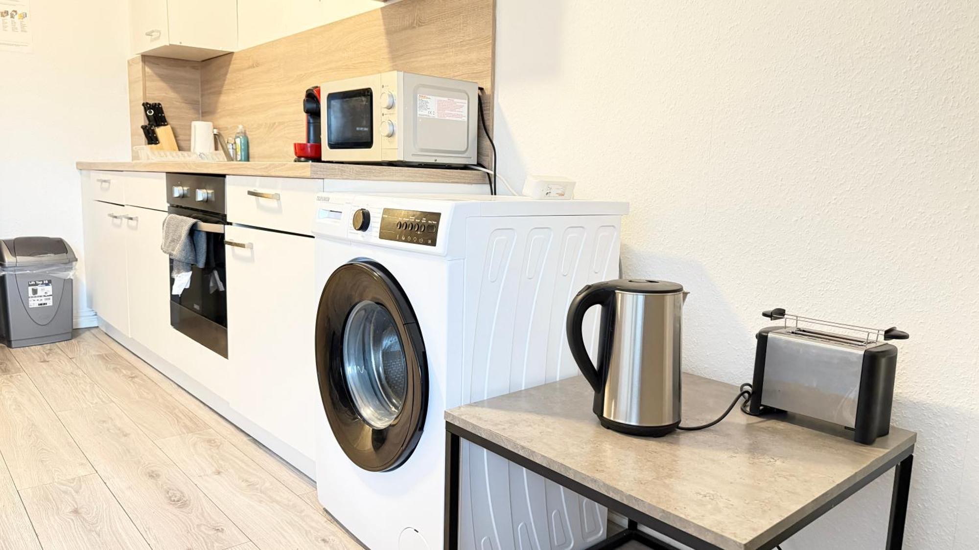 Apartments Im Herzen Von Neumuenster Innenstadt & Hbf Fusslaeufig, Mit Privatparkplatz Екстериор снимка